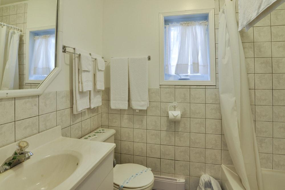 Oakwood Motel Gravenhurst Dış mekan fotoğraf