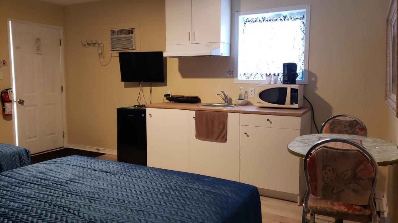 Oakwood Motel Gravenhurst Dış mekan fotoğraf