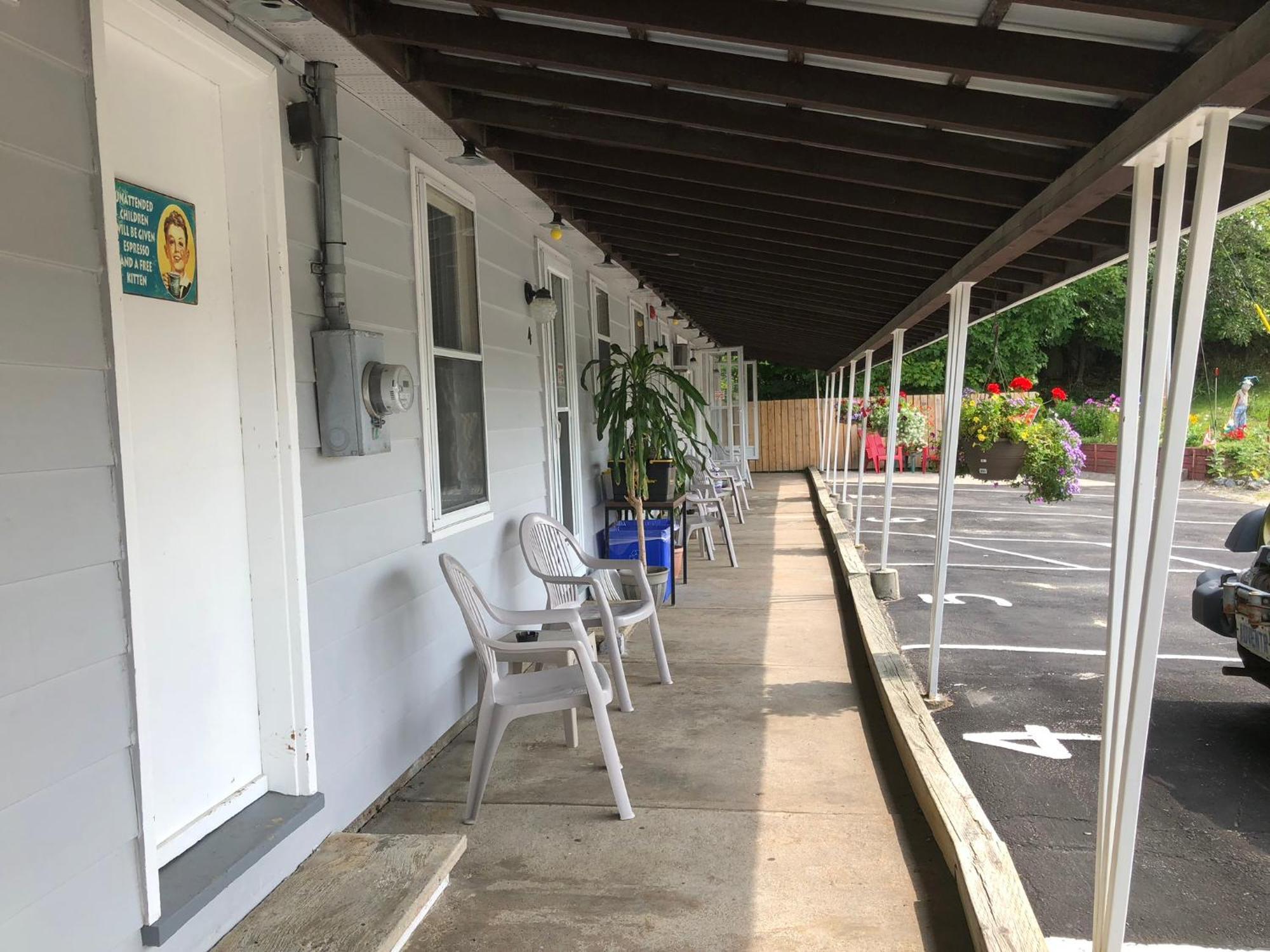 Oakwood Motel Gravenhurst Dış mekan fotoğraf