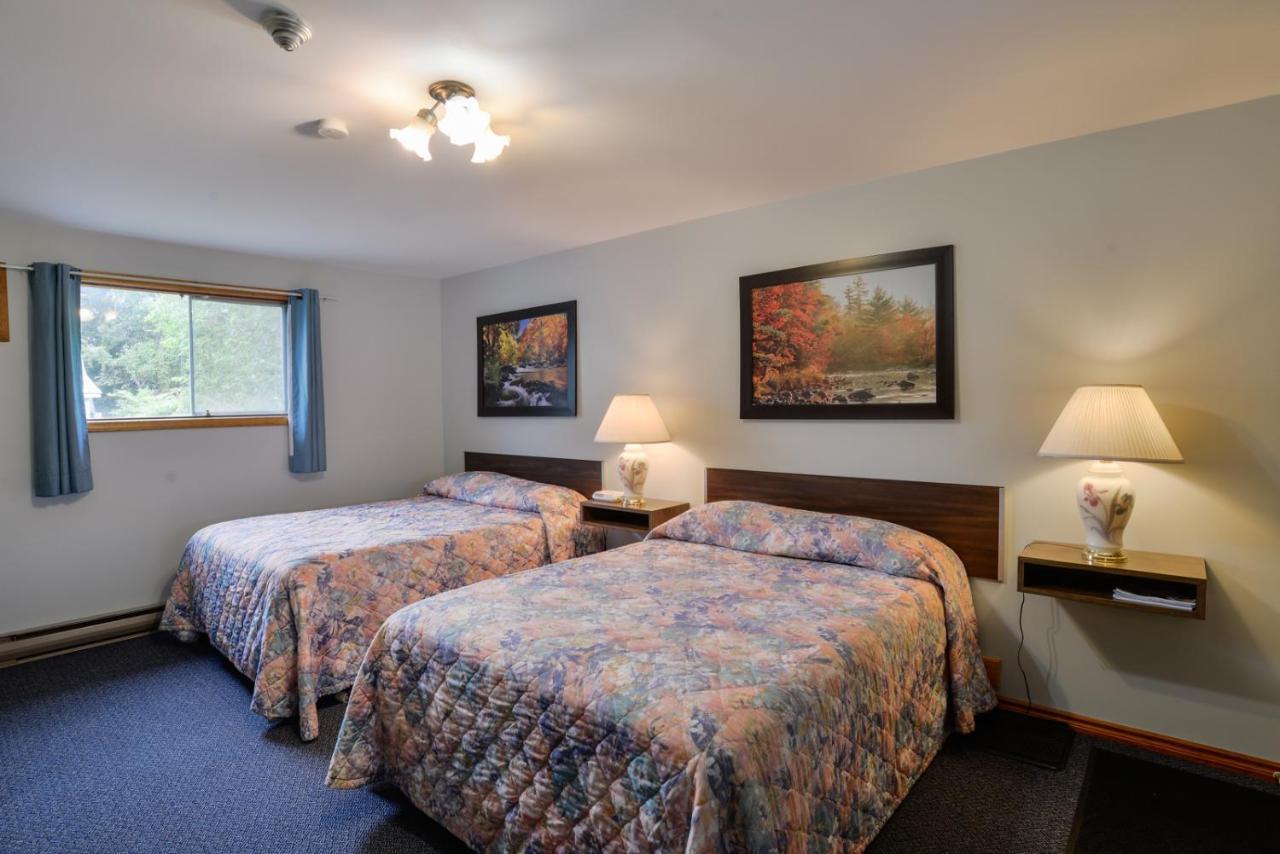 Oakwood Motel Gravenhurst Oda fotoğraf