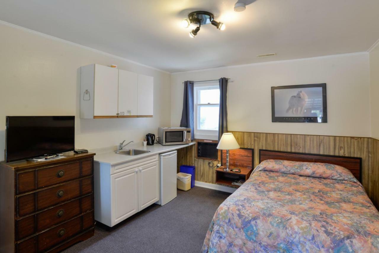 Oakwood Motel Gravenhurst Dış mekan fotoğraf